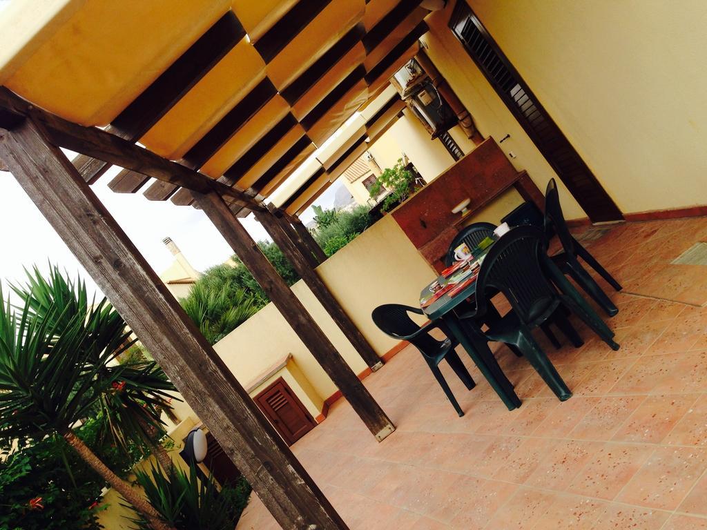 Villa Baia Di Cornino Custonaci Bilik gambar